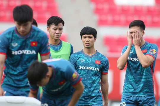 Công Phượng, Quế Ngọc Hải hứng khởi tập luyện trước trận giao hữu với Hong Kong