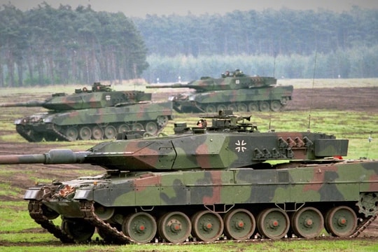 NATO nói về tổn thất thiết bị ở Ukraine, giao tranh liên tục ở hướng Nam Donetsk