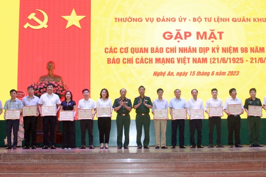 Khẳng định vai trò của báo chí cách mạng trong công cuộc xây dựng và bảo vệ Tổ quốc