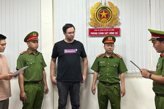 Người nước ngoài điều hành 3 công ty cho vay lãi suất đến gần 1.400%/năm