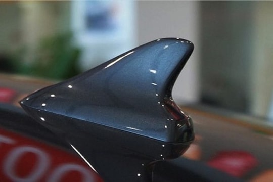 'Vây cá mập' trên nóc xe ô tô có công dụng gì?