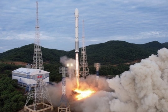 Triều Tiên tuyên bố sẽ sớm đưa vệ tinh trinh sát quân sự lên quỹ đạo