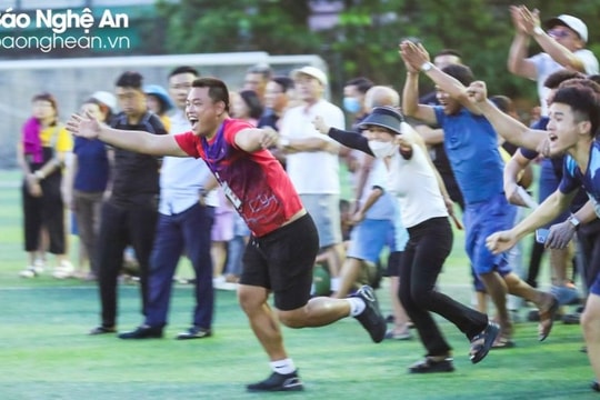 Người thầy của những nhà vô địch Giải Bóng đá Thiếu niên - Nhi đồng Cúp Báo Nghệ An lần thứ 25