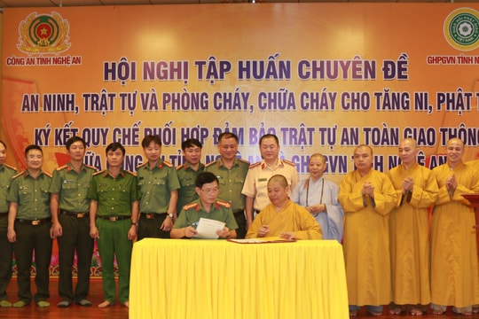 Công an Nghệ An và Giáo hội Phật giáo Việt Nam tỉnh Nghệ An ký kết quy chế phối hợp đảm bảo trật tự an toàn giao thông