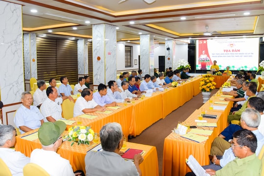 Mặt trận Tổ quốc tỉnh Nghệ An lắng nghe tâm tư, nguyện vọng của người uy tín trong đồng bào dân tộc thiểu số