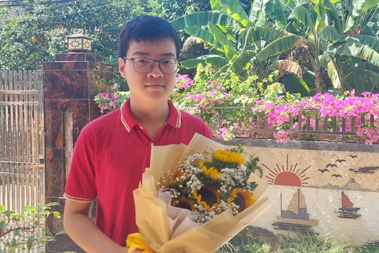 Thành tích ấn tượng của thủ khoa môn Toán trường chuyên Phan Bội Châu