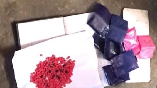 Bắt cụ ông 70 tuổi tàng trữ trái phép ma tuý