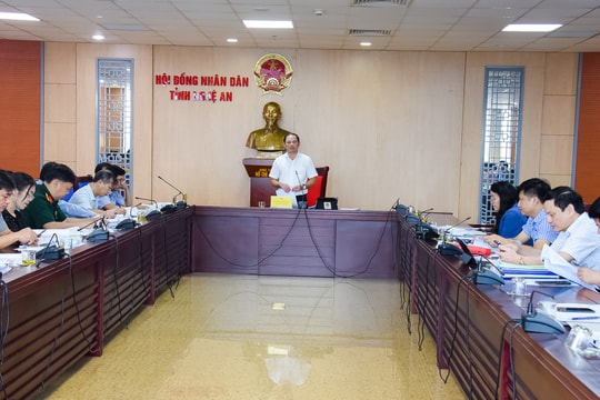 Ban Pháp chế HĐND tỉnh Nghệ An thẩm tra các dự thảo tờ trình, nghị quyết, báo cáo trình kỳ họp thứ 14