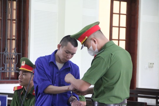 'Nối gót' bố, con trai lĩnh án tử vì 'nàng tiên nâu'