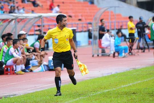 Trần Duy Khánh và con đường đến với trợ lý trọng tài FIFA