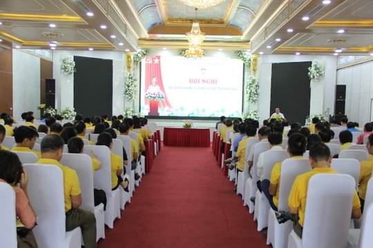 Bồi dưỡng kiến thức cho cán bộ làm công tác Mặt trận 