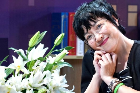 MC Thảo Vân nói về sự cố gắng trong quan hệ với chồng cũ