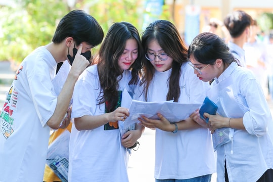 Đề thi Toán có tính phân hóa cao, thí sinh khó có được điểm 8 trở lên