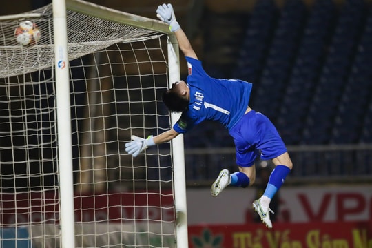 Sông Lam Nghệ An chủ động cho lứa cầu thủ kế cận