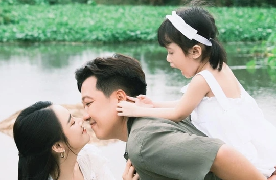 Trường Giang tuổi 40: Giàu có, sống bình dị như nông dân, nổi tiếng 'sợ vợ'