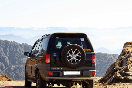 Tại sao lốp ô tô dự phòng thường nhỏ hơn lốp chính?