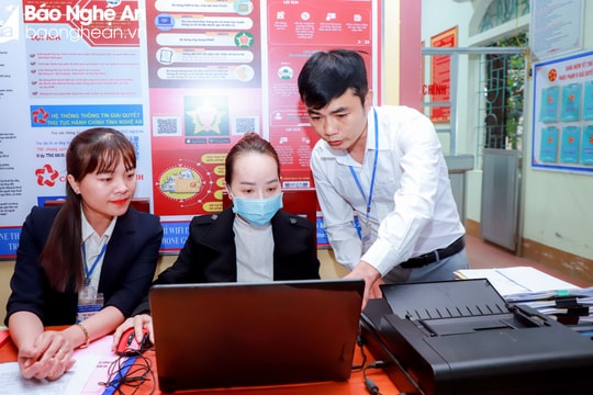 Công khai các cán bộ, công chức, viên chức để chậm trễ, gây phiền hà