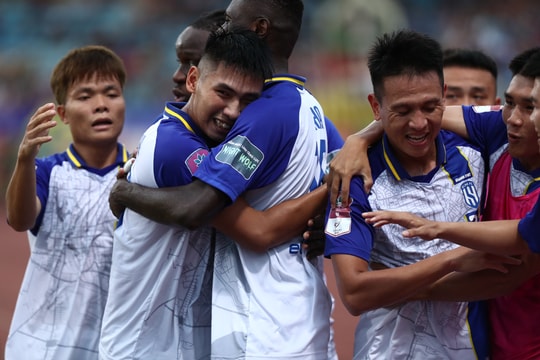 Sông Lam Nghệ An giành chiến thắng vang dội trên sân Hàng Đẫy trước nhà đương kim vô địch Hà Nội FC