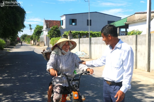 Xóm trưởng 'trọn việc đạo, thạo việc đời'