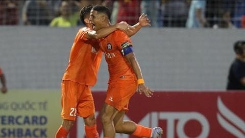 Quang Hải, Filip Nguyễn ra mắt thất vọng; HAGL phải đua trụ hạng 