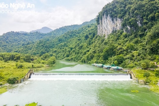 Nghệ An nắng nóng, có nơi trên 38 độ C như Đô Lương, Nghĩa Đàn, Con Cuông