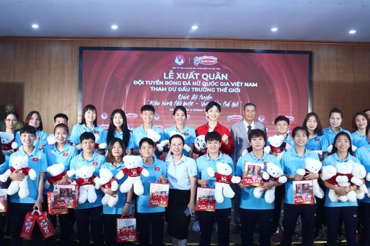 Lễ xuất quân đội tuyển bóng đá nữ Việt Nam tham dự World Cup 2023