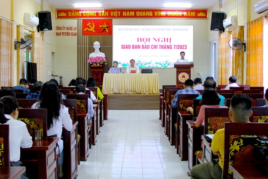 Lên án những người lợi dụng danh nghĩa báo chí để nhũng nhiễu cơ sở