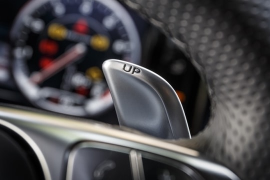 Những loại cần số khó dùng nhất trên ô tô