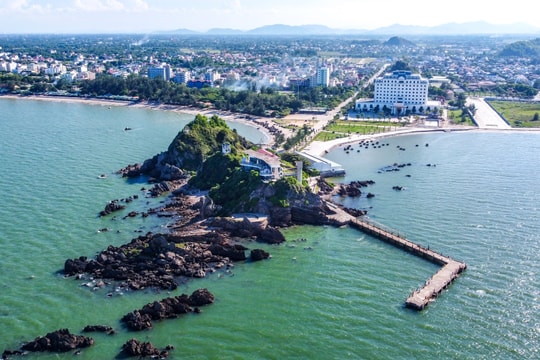 Đề nghị tỉnh quyết liệt chỉ đạo xử lý các dự án sai phạm, chậm tiến độ tại thị xã Cửa Lò