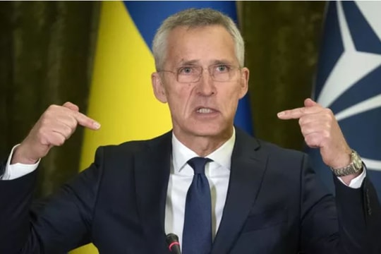 Tổng Thư ký NATO thừa nhận những vấn đề nghiêm trọng trong cuộc phản công của Ukraine