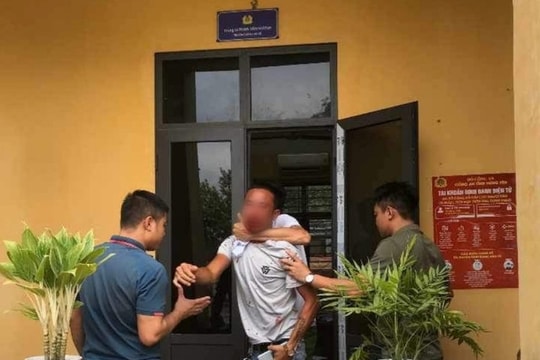 Đình chỉ công tác cán bộ công an bị tố đánh người
