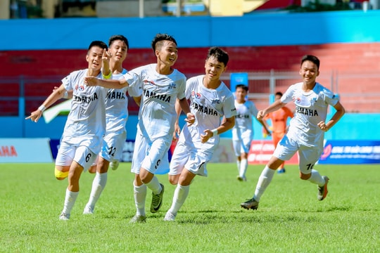 U13 Sông Lam Nghệ An giành vé vào Tứ kết với 3 trận toàn thắng
