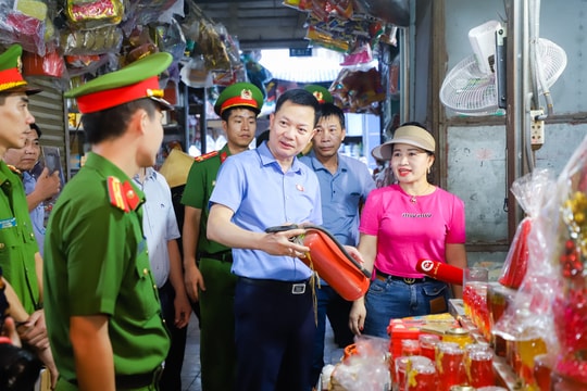 Ủy ban Quốc phòng - An ninh của Quốc hội giám sát việc thực hiện chính sách, pháp luật phòng cháy, chữa cháy tại Nghệ An