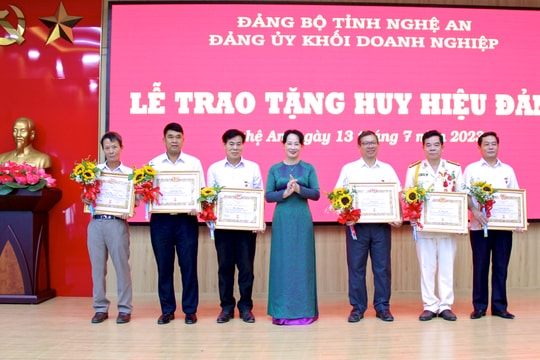 Đảng ủy Khối Doanh nghiệp tỉnh tổ chức Hội nghị sơ kết giữa nhiệm kỳ 2020-2025