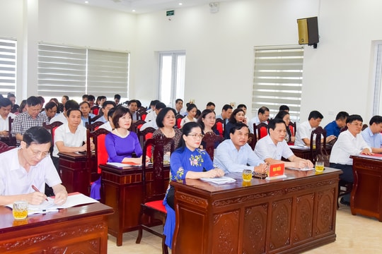 Cấp ủy cơ sở cần xây chương trình, kế hoạch phù hợp nỗ lực hoàn thành tốt nhất mục tiêu Nghị quyết Đại hội Đảng các cấp 