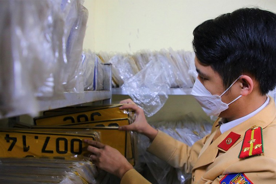 Biển số xe được cấp và quản lý theo mã định danh của chủ xe từ 15/8