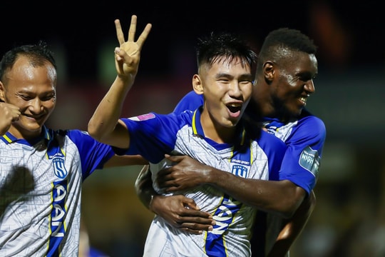 Nhìn lại chiến thắng của Sông Lam Nghệ An trước Câu lạc bộ Thành phố Hồ Chí Minh