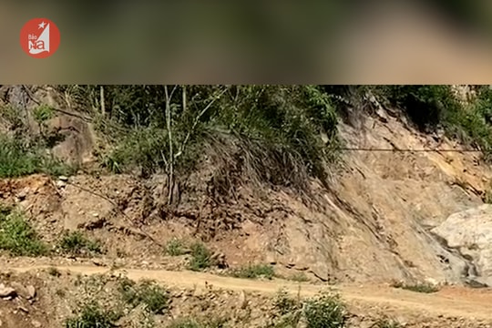 Gian nan đường qua khe Huồi Cọm, Tà Cạ, Kỳ Sơn