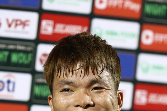 Trần Mạnh Quỳnh lần đầu ghi bàn trong màu áo Sông Lam Nghệ An