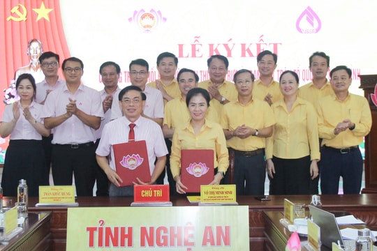 Ký kết chương trình phối hợp giữa Ủy ban MTTQ tỉnh và Chi nhánh Ngân hàng Chính sách xã hội tỉnh Nghệ An