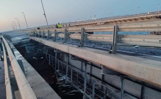 Ông Putin khẳng định sẽ đáp trả Ukraine sau vụ khủng bố cầu Crimea