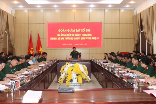 Uỷ ban kiểm tra Quân ủy Trung ương làm việc với Ban Thường vụ Đảng ủy quân sự tỉnh Nghệ An