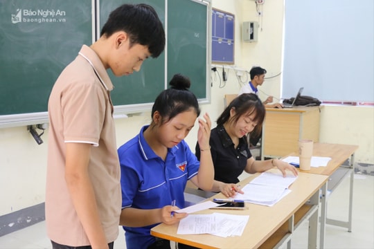 Mở rộng trường lớp để giảm áp lực tuyển sinh lớp 10