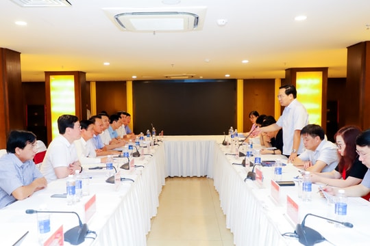 Uỷ ban Tài chính - Ngân sách của Quốc hội làm việc với tỉnh Nghệ An