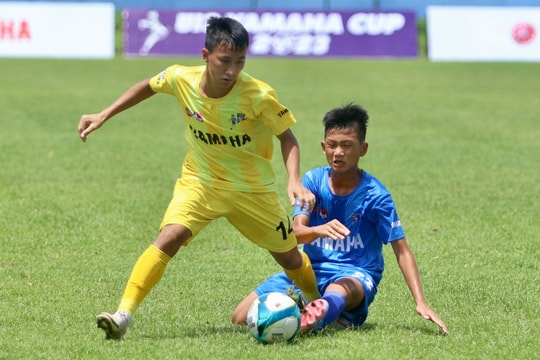 Tuổi thơ khốn khó và tương lai rộng mở của tiền vệ U13 Sông Lam Nghệ An