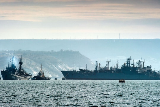 Đô đốc Mỹ đề xuất tấn công tàu Hải quân Nga ở Biển Đen