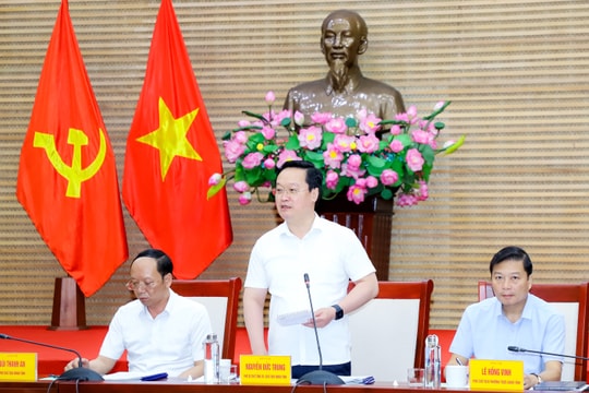 Chủ tịch UBND tỉnh Nghệ An Nguyễn Đức Trung: Triển khai ngay các nội dung Nghị quyết số 39 của Bộ Chính trị
