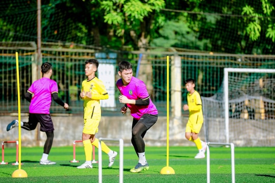 Huấn luyện viên trưởng U15 Sông Lam Nghệ An: Toàn đội sẽ thi đấu cống hiến trước U15 Hồng Lĩnh Hà Tĩnh