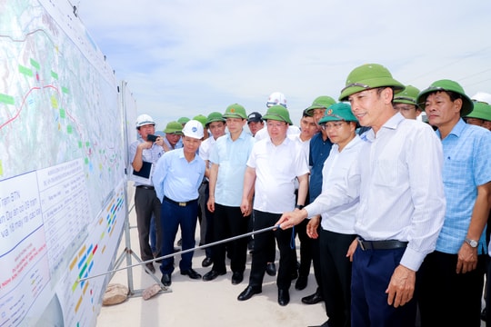 Bộ trưởng Bộ Giao thông vận tải yêu cầu thông xe kỹ thuật đoạn Nghi Sơn - Diễn Châu dịp 2/9