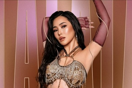 Hương Tràm ngày càng nóng bỏng sau 4 năm sang Mỹ